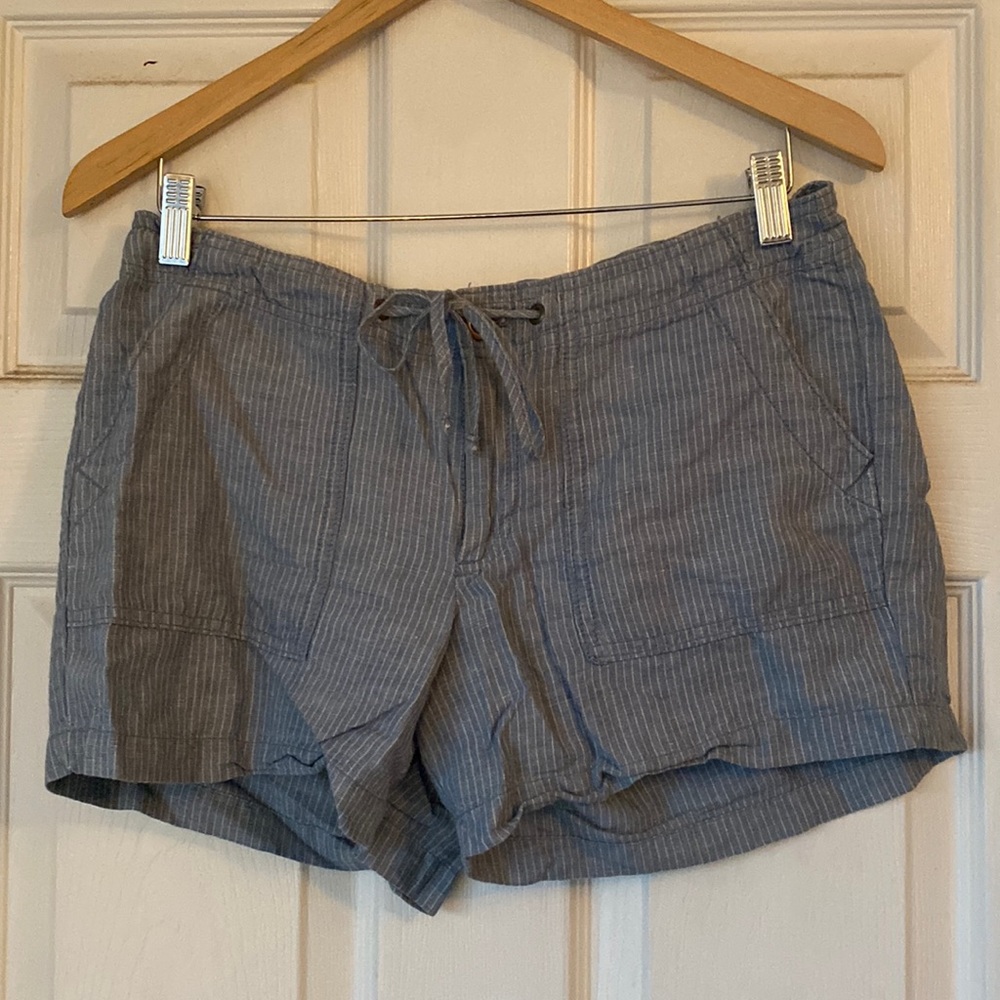 Gap shorts